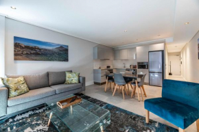 504 The Cosmopolitan.... Views and luxury.